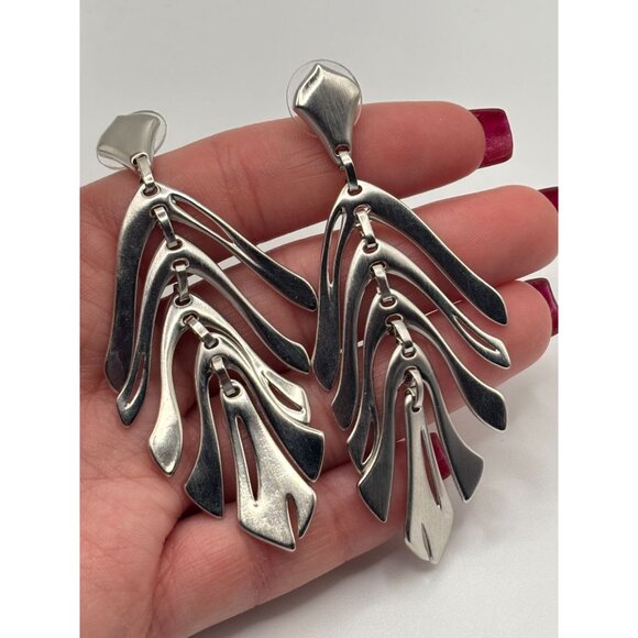 Kendra Scott Lotus Statement Earrings Silver Plated Dangle With Textured Design - Picture 7 of 7